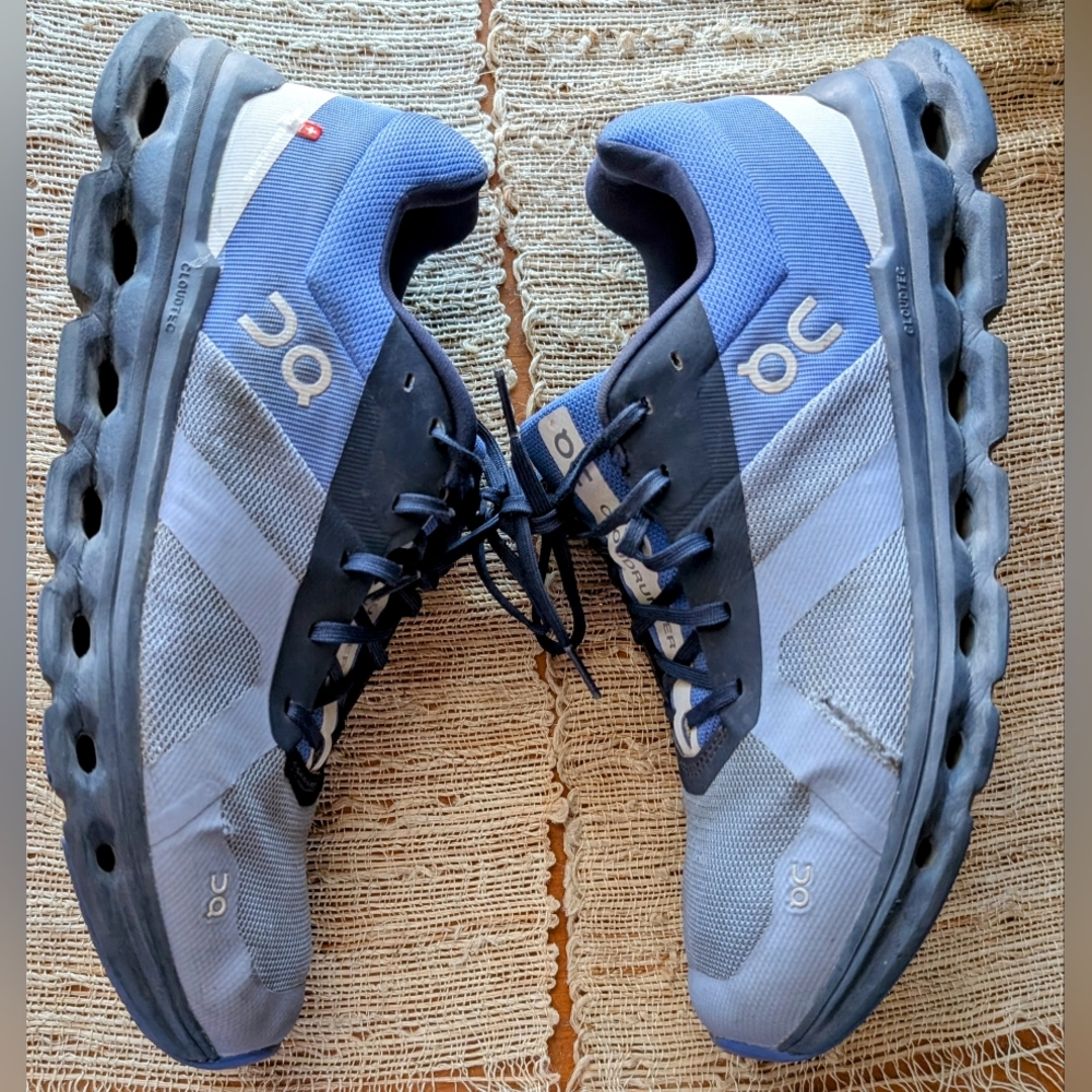 On-Running Cloud 5 Men's Shoes in Midnight